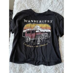 One Clothing Los Angeles Sz. S “ Wanderlust” Design Tee. Cute, Fun